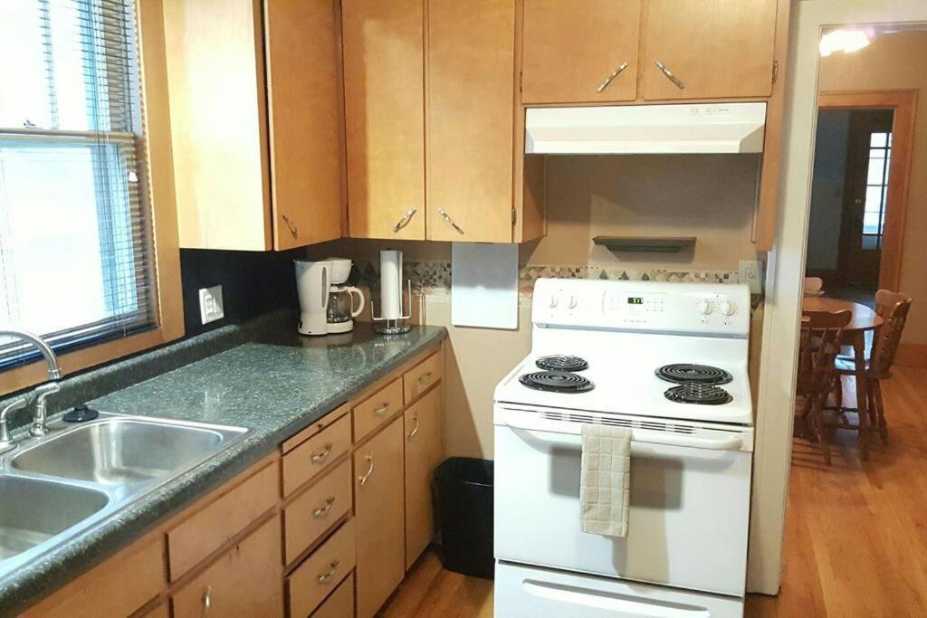 Home Near Zoo/College World Series/Downtown Omaha Ngoại thất bức ảnh