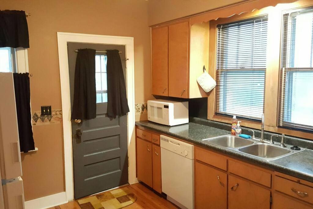 Home Near Zoo/College World Series/Downtown Omaha Ngoại thất bức ảnh